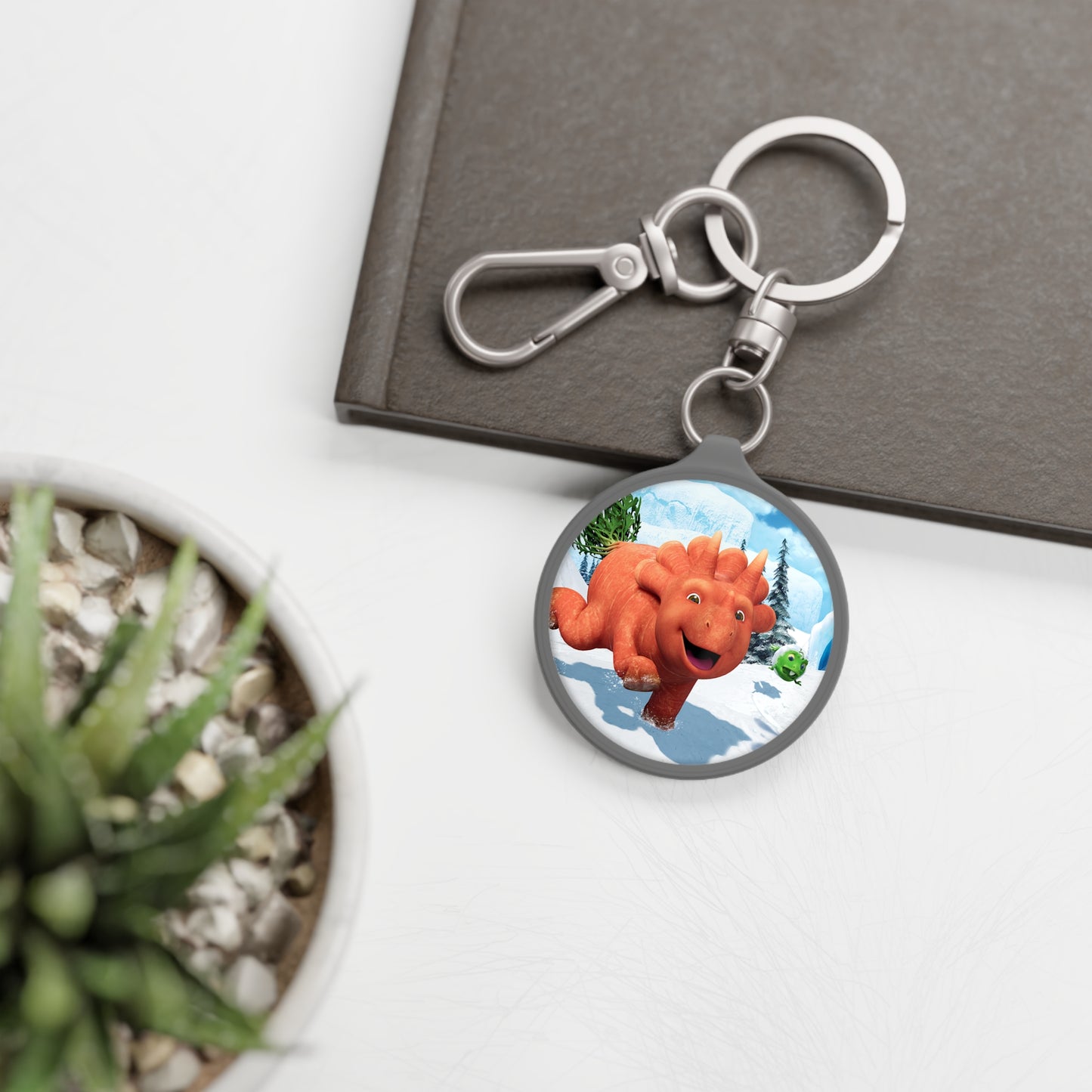 Vegesaurs Keyring - Ginger in The Snow